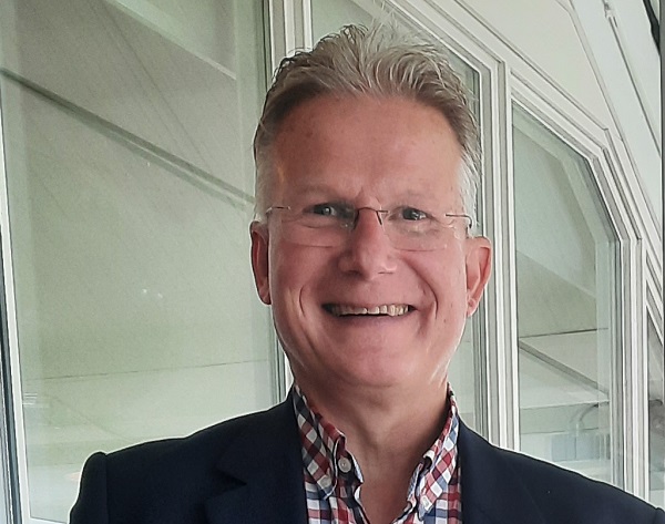 Jubileum: Achim Sialino 25 jaar in dienst