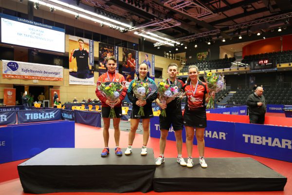 Dobrila Jorguseska en Kas van Oost winnaars mixed dubbel