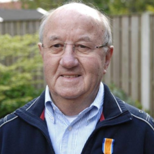 In memoriam Piet Oomens